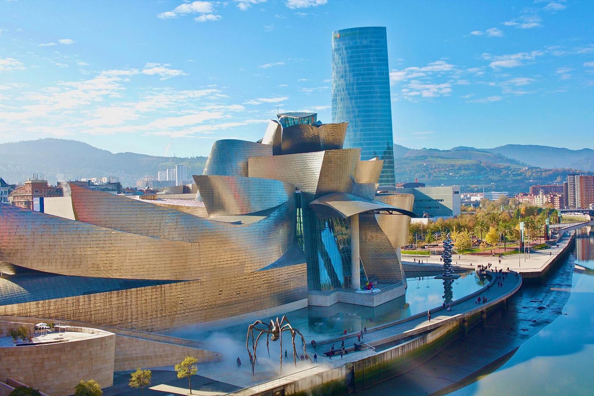 Lasuiza Bilbao Exterior photo